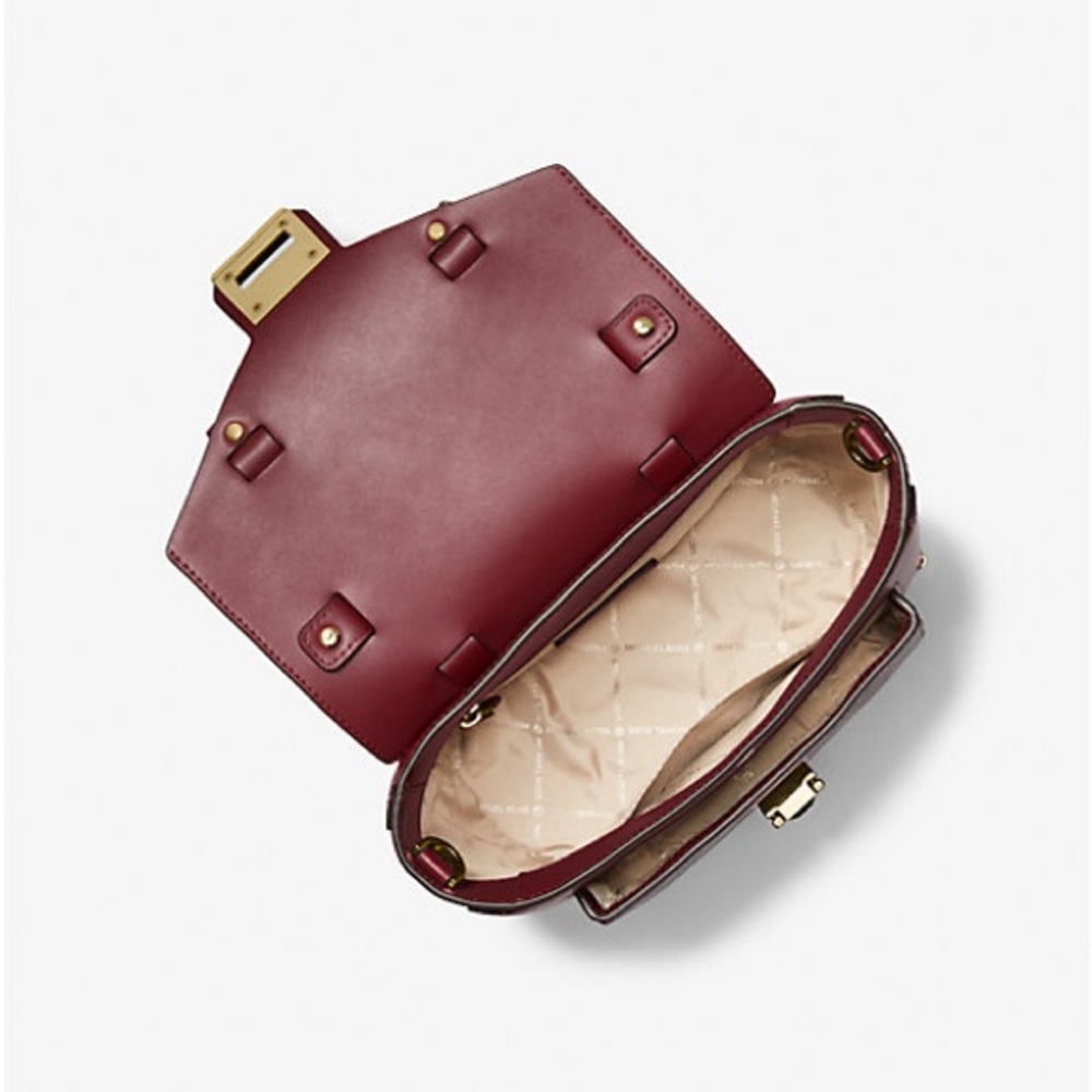 Michael Kors Manhattan Medium Leather and Logo Satchel - Picture 2 of 6